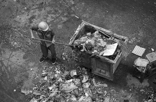 Different types of skips available for hire in Kilburn